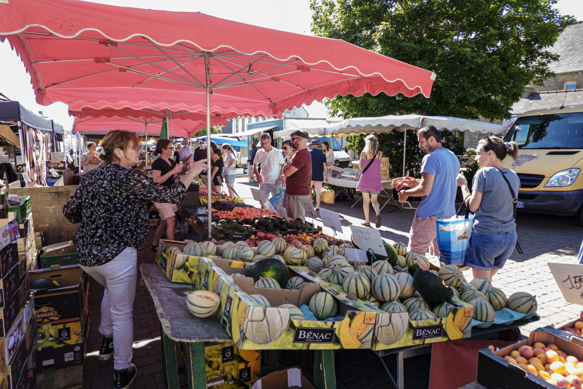 marchés au bourg de penvénan