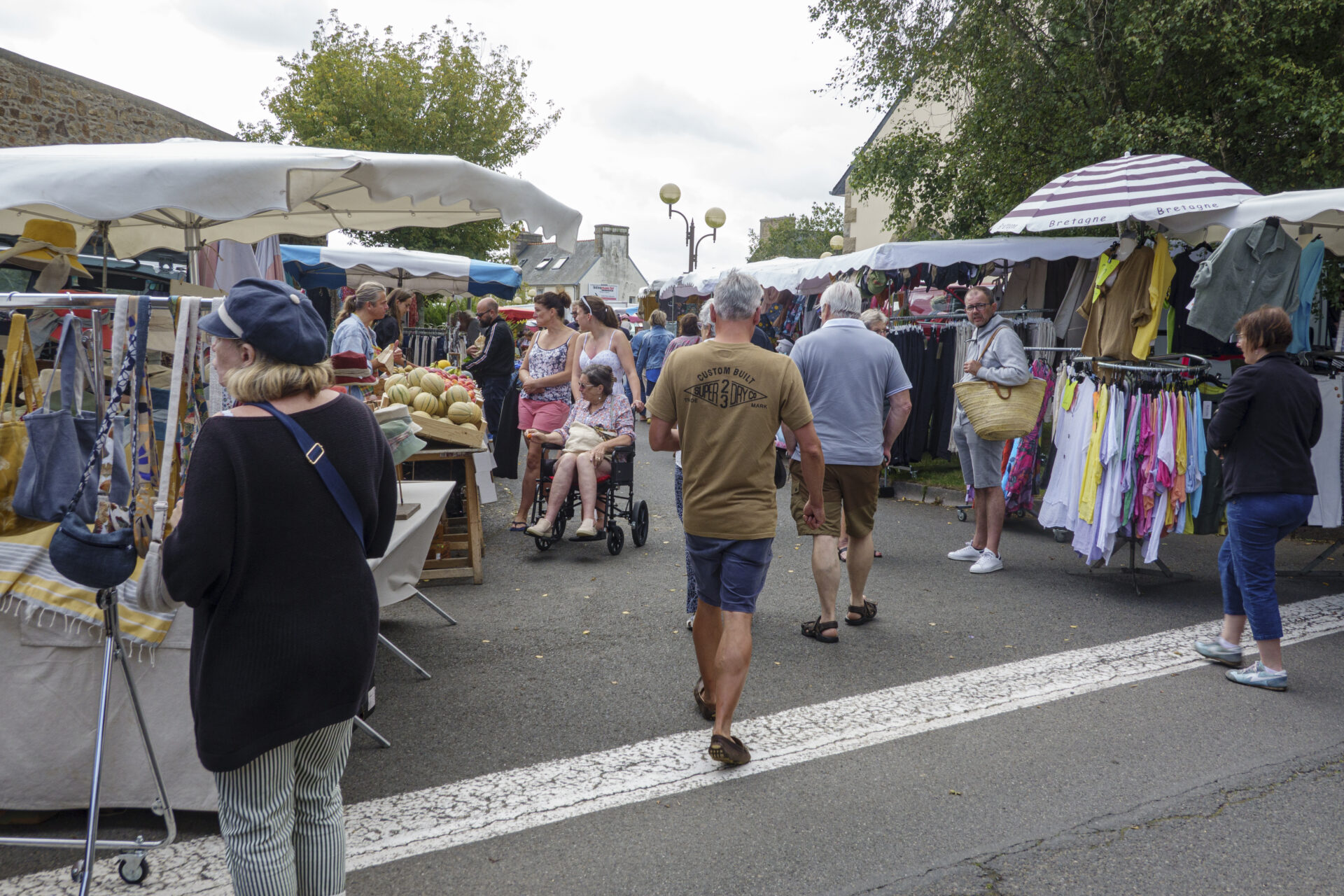 marchés au bourg de penvénan